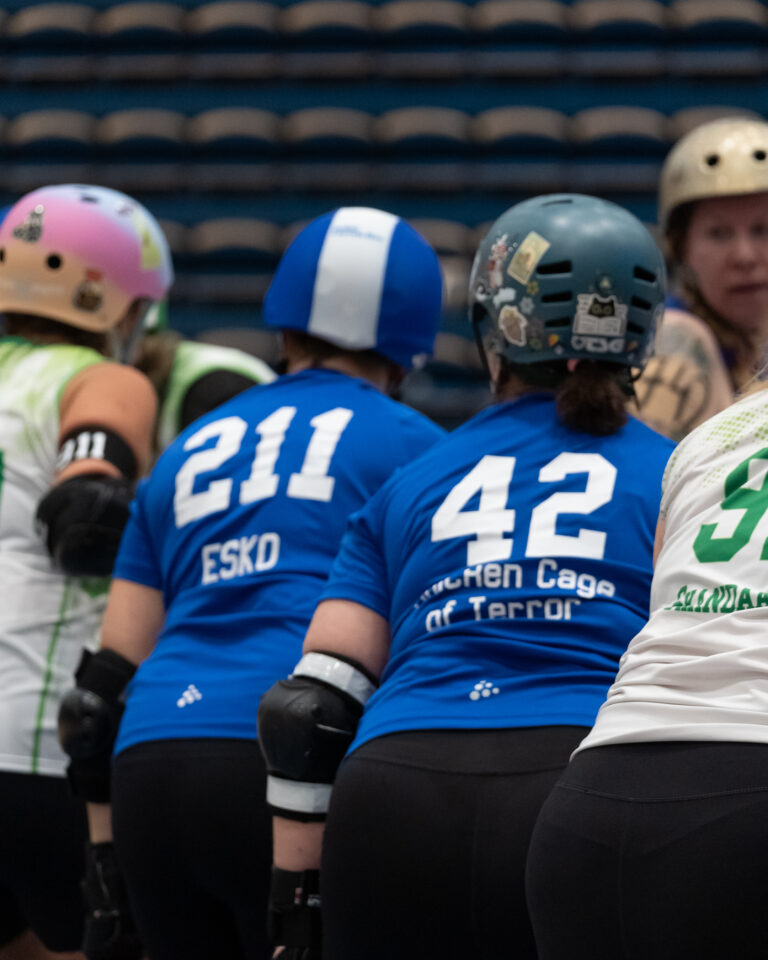 Roller derby antoi keinot löytää omat rajat ja vahvistaa niitä